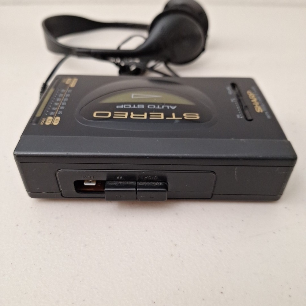 Vintage Sharp JC-150 (GY) Portable AM/FM Stereo Cassette Player WORKS SEE DESCR. - Picture 9 of 14